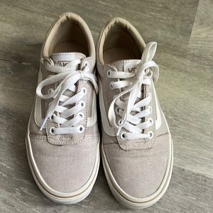 Van sneakers. Like new. Worn twice.